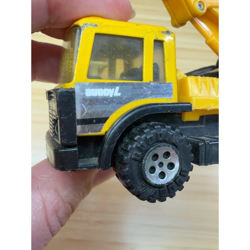 Vintage 1989 Buddy L Crane Truck Yellow Construction Toy Diecast Plastic